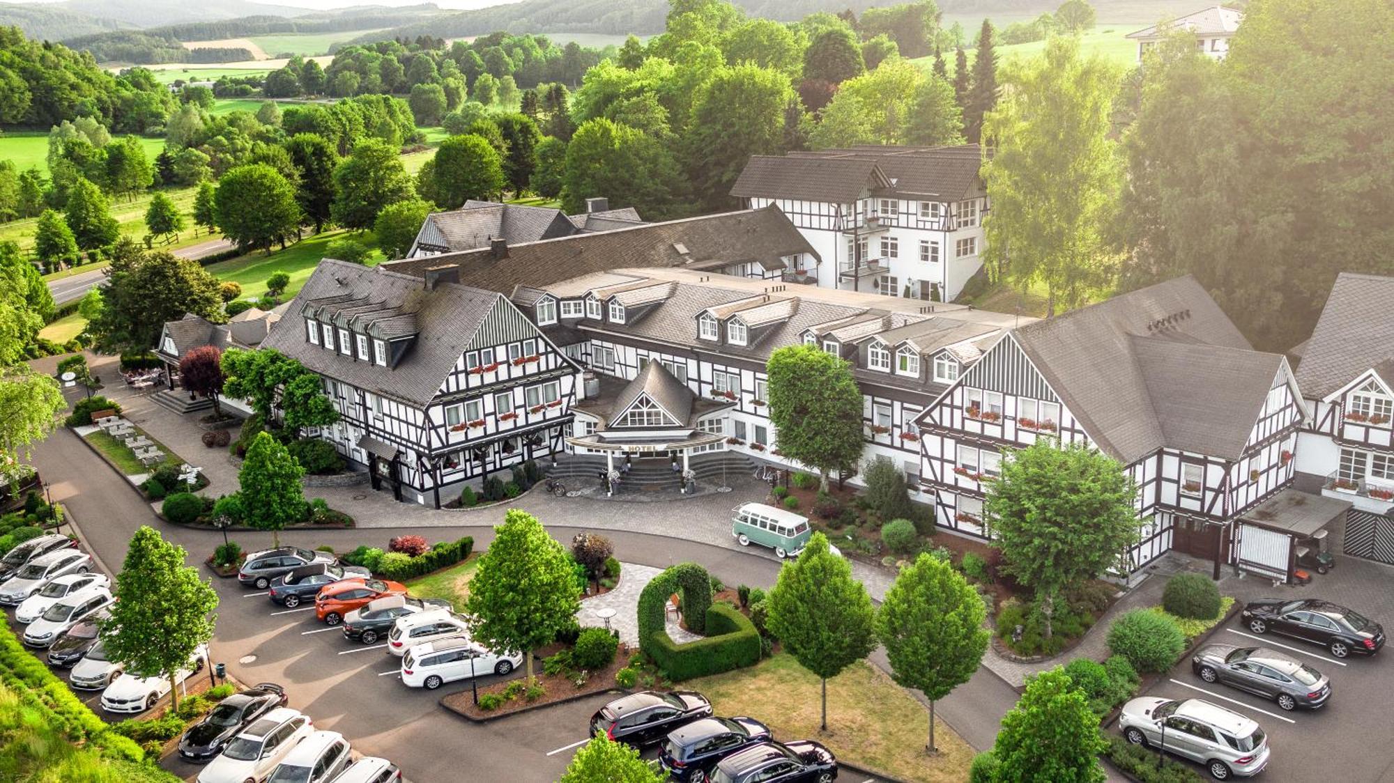 Romantikhotel Platte アッテンドルン エクステリア 写真