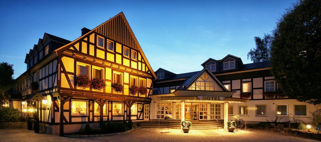 Romantikhotel Platte アッテンドルン エクステリア 写真