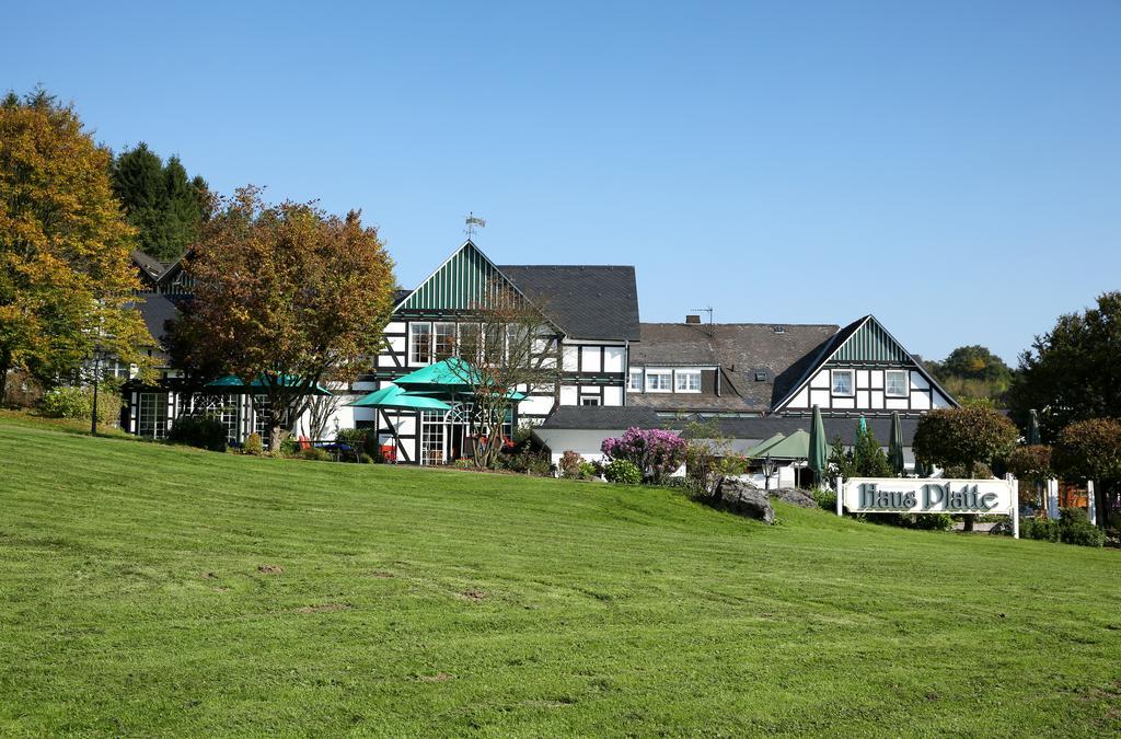 Romantikhotel Platte アッテンドルン エクステリア 写真